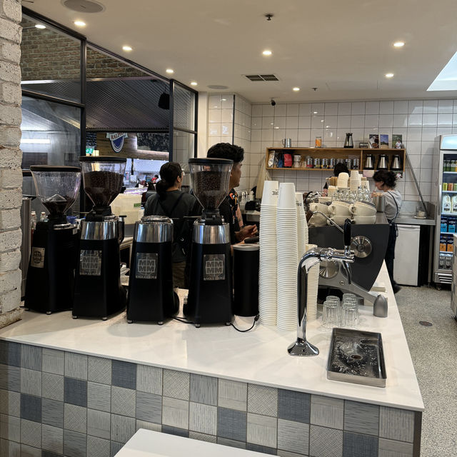 Padre Coffee：墨爾本的咖啡文化瑰寶 ☕✨