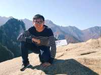 An autumn viewing hiking adventure at Ulsanbawi near Seoraksan