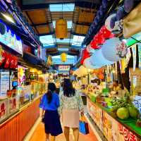 ตลาดปลา บางแสน