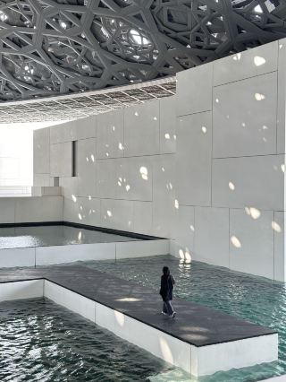 Day Trip to Abu Dhabi - Louvre Museum 