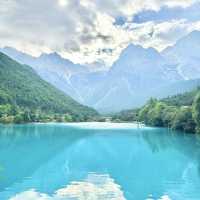 The Bluest lake I’ve ever seen. This is not Switzerland, this China.