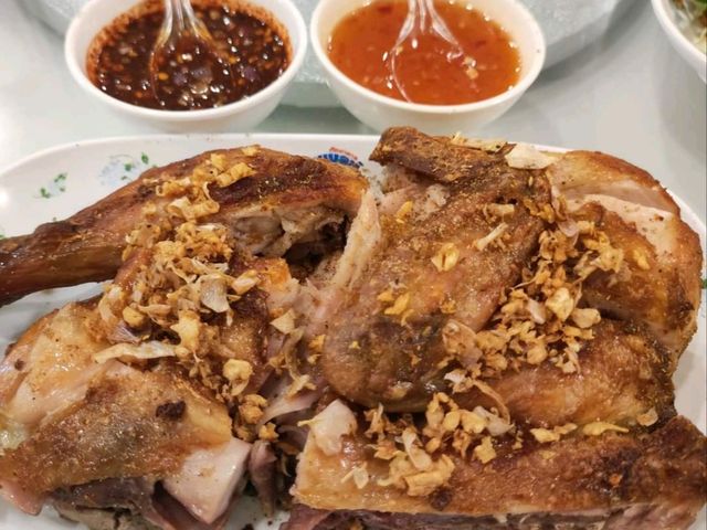 พามาทาน ไก่ย่างหนังกรอบ ต้นตำรับสิงห์บุรี
