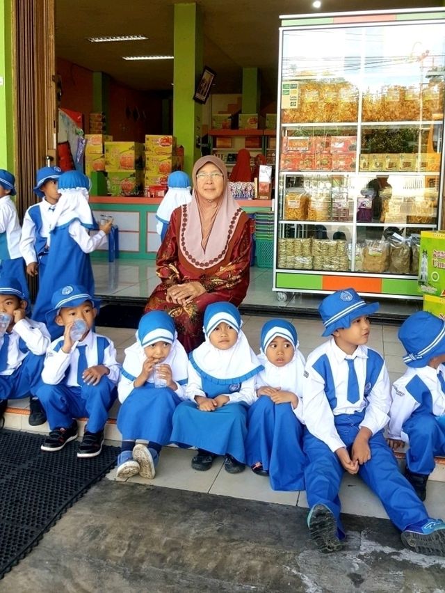 MINANGKABAU HERITAGE, A VISIT TO BUKITTINGGI, PADANG, SUMATERA