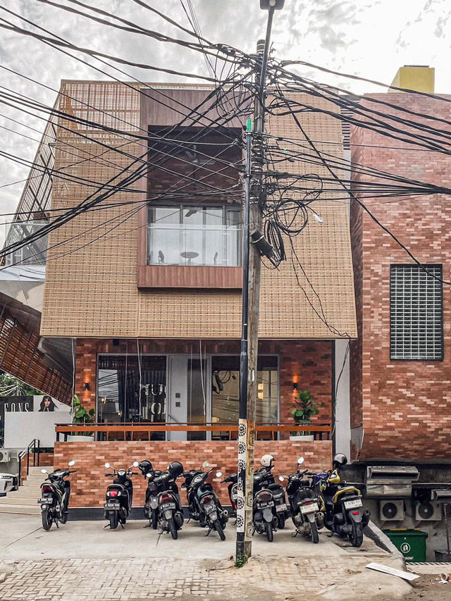 Sinilagi Panglima Polim - Food & Coffee