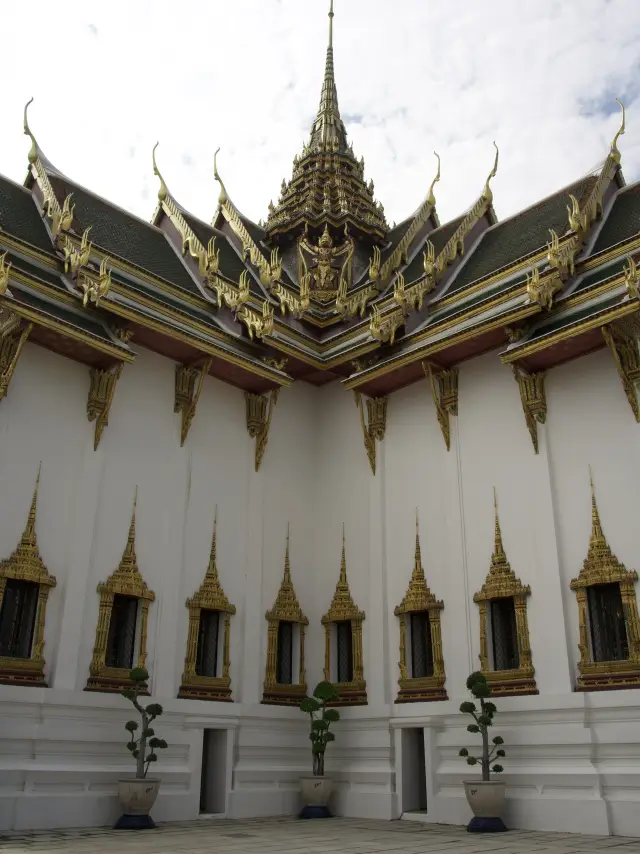 Beautiful Temples in Bangkok, Thailand