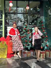 Station Es คาเฟ่ธีมคริสต์มาสจัดเต็มสุดปัง 🎄✨