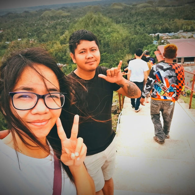 CHOCOLATE HILLS IN BOHOL, PHILIPPINES 