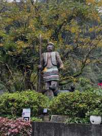 Experience Wulai Waterfalls: Majestic Views 