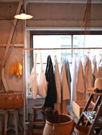 【京都】素敵なコーヒーとアンティークの空間。W&H ROASTERY DAUGHTER / GALLERY SON