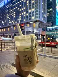 香港尖沙咀人氣手搖店吃茶三千🧋
