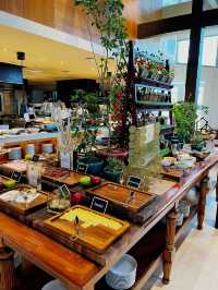 Sophisticated Stay at Conrad Manila