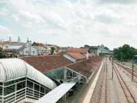 Klang KTM Station: A Cityscape Above the Tracks 🚆