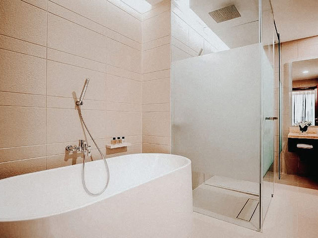 Unique Design Hotel with Islamic Geometry