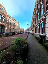 "Rotterdam: The Dynamic City of Innovation and Architecture"