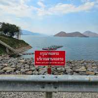 พักผ่อนในวันดีดี ที่ริมเขื่อนศรีนครินทร์