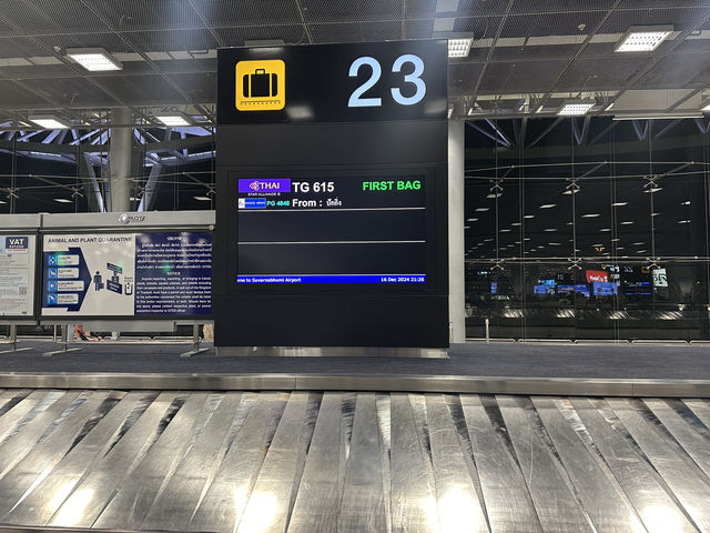 🌸✨ เที่ยวจีนสุดฟิน ต้องบินกับการบินไทย ✈️