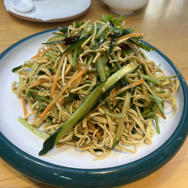 맛있어서 2번 간 동북음식 맛집 📍福雪东北菜饺子馆