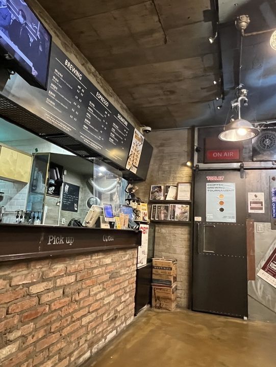 A:git cafe nearby mangwon station ,the best coffee