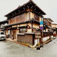 Wandering Through Time in Takayama: A Day of Calm in the Japanese Alps 🏔️🍁