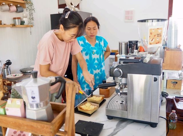คาเฟ่ลับจันทบุรี บ้านหนีกรุงมาอยู่จันท์