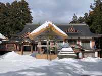 參拜日本東北三神山---出羽三山：羽黑山、月山、湯殿山