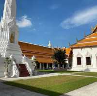 【バンコク】🇹🇭 ワット・マハータートユワラートランサリット