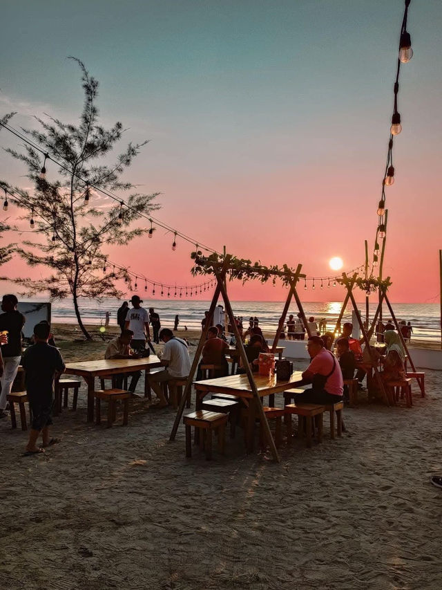 “Borneo’s Beachfront Boho Escape: Cabana Retreat Kota Belud”