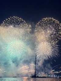 【横浜🚢みなとみらい】迫力が凄い🎇二万発の花火が25分間上がる‼️