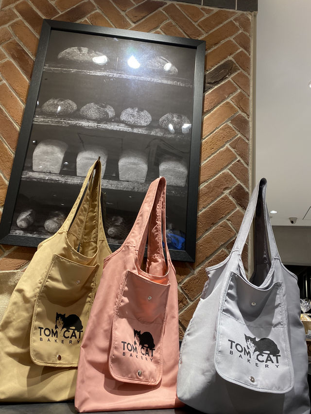 【梅田】パン🥐大阪駅直結🥐行列のできるパン屋