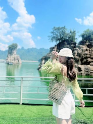  NA HANG - “VỊNH HẠ LONG TRÊN CẠN