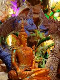 ชมถ้ำพญานาคเมืองบาดาลที่ใหญ่ที่สุดในไทย
