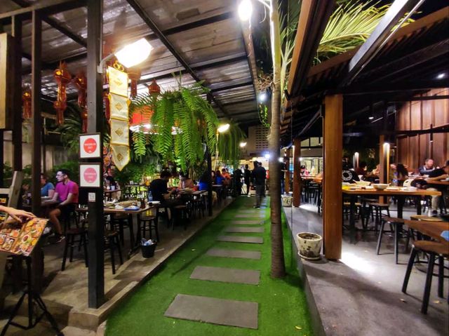 ข้าวซอยฟิวชั่น ร้านเด็ด ร้านดัง ย่านนิมมาน