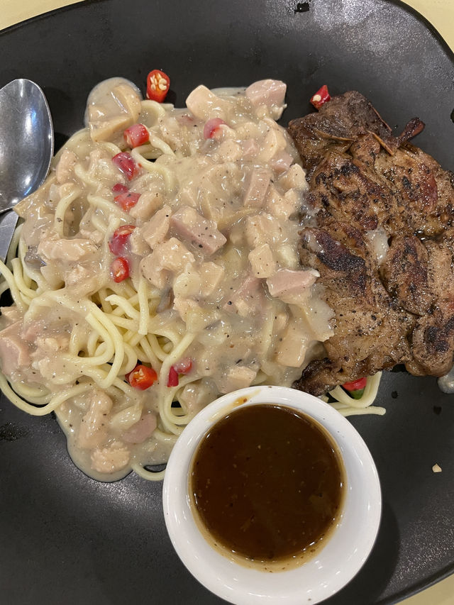 Vibrant Street Food Adventure at Double A Station, Pasir Puteh, Kelantan!
