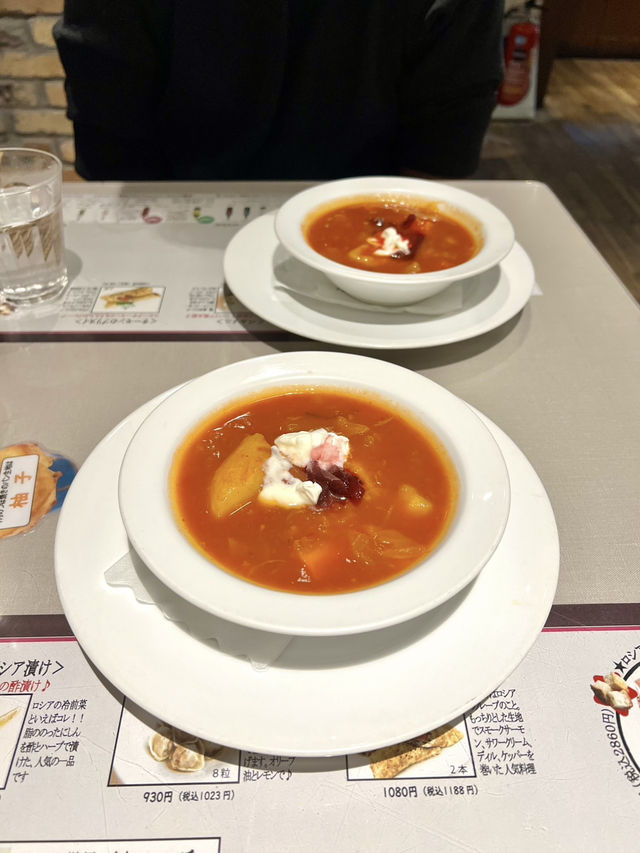 Weekend Wandering in Ueno – Culture, Parks & Panda Treats