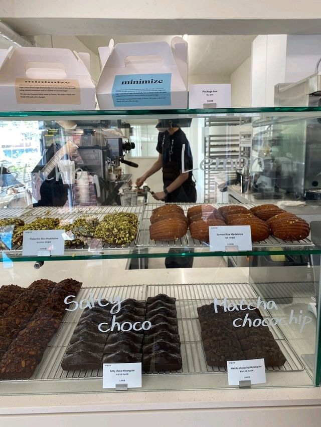 [🇰🇷ソウル] ノクサピョン駅「ミニマイズ」／グルテンフリーの焼き菓子とケーキが楽しめるカフェ