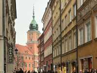 Presidential Palace & Royal Castle: Warsaw's Iconic Duo👑🏛️   