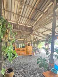 ก๋วยเตี๋ยวเรือ โรงสี ร้านเล็กๆ ริมแม่น้ำเจ้าพระยา