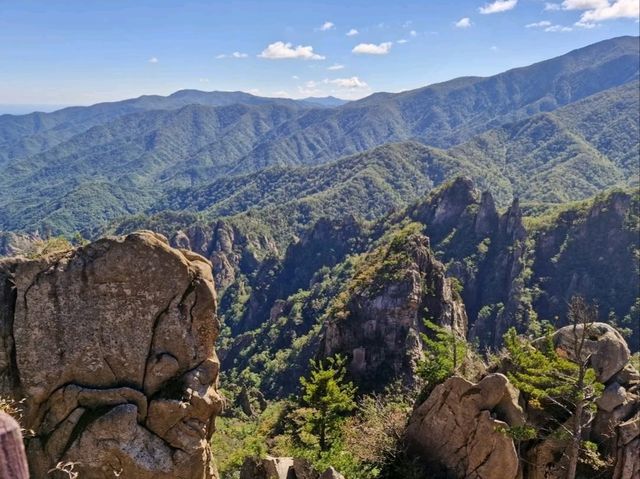 Heullimgol Trail at Seoraksan