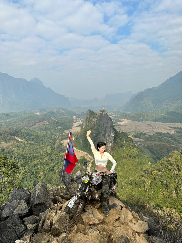 รีวิว "ปีนผาหนามไซ" (Vang Vieng) – ทริปสุดประทับใจ