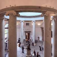 Prado Museum: Why No Photos?! 🤔📸