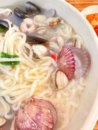 Busan’s Viral 31cm Seafood Noodle Bowl — Worth the Hype?