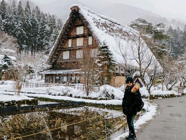 หมู่บ้านชิราคาวาโกะ (Shirakawa-go)