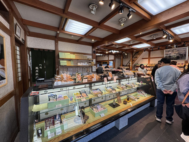 🍡 Sweet Nostalgia: Traditional Treats at Kameya Eisen, Kawagoe 🏮