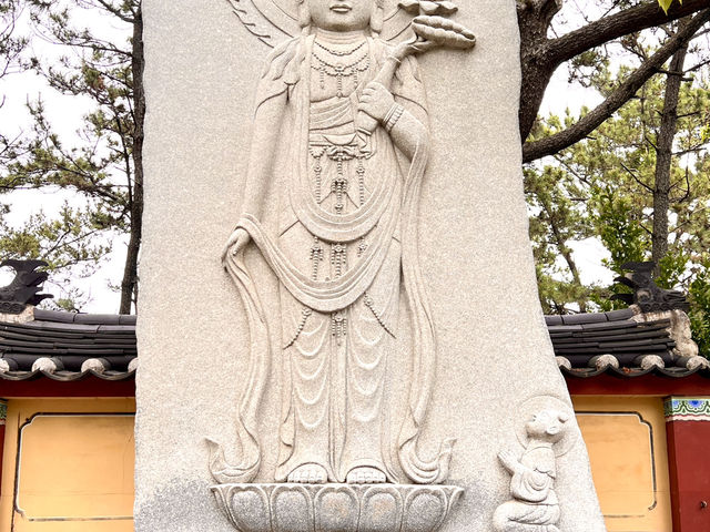 座落海邊的美麗海東龍宮寺