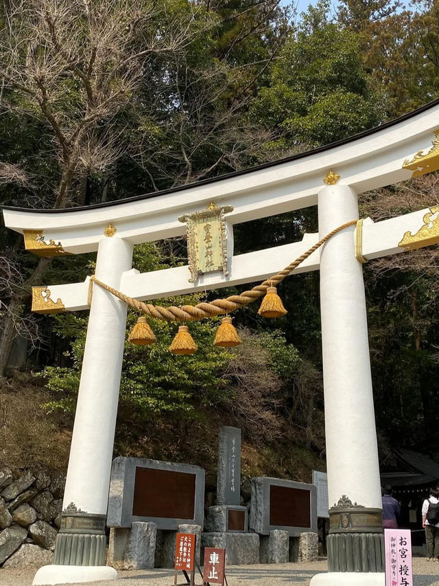 山と神秘に包まれる「宝登山神社」で、心澄む長瀞旅