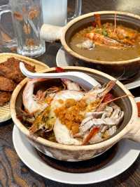Michelin Bib Eatery Zhup Zhup Upsizes Their Bestsellers With Tiger Prawns and Claypot Wok Hei