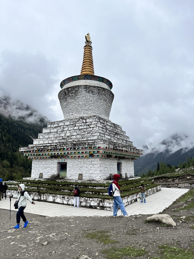 Everything You Need to Know for Visiting Shuangqiaogou at Mount Siguniang