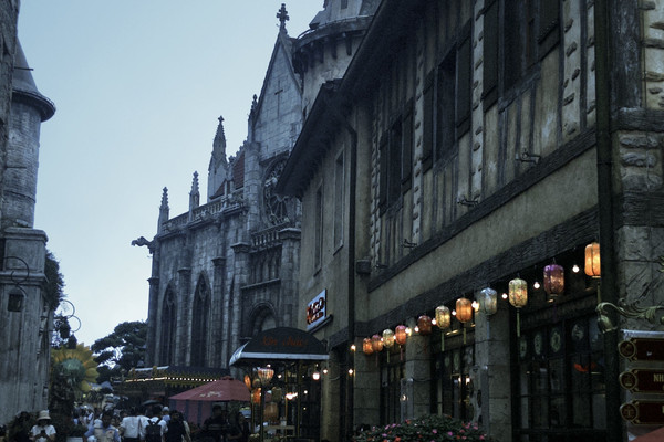 Nana hills ไม่ต้องไปถึงฝรั่งเศษ เวียดนามเขามี!