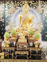Magnificent Buddha Statue 