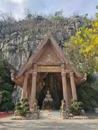 วัดเขาวง ถ้ำนารายณ์ | สระบุรี